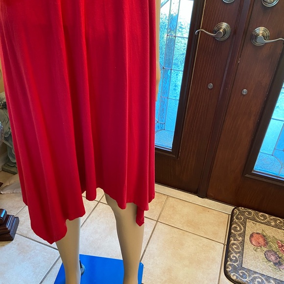 Vince Camuto Raspberry Color Sleeveless Handkerchief dress size  medium - Picture 5 of 9